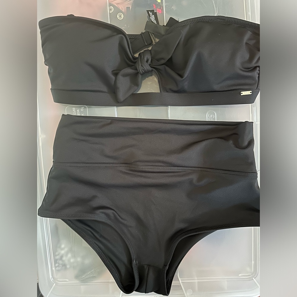 Victoria's Secret Black Bikini Set (M but sized SMALL)